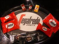 Het assortiment koekjes en chocolade van Segafredo Zanetti/ Tik Tak.